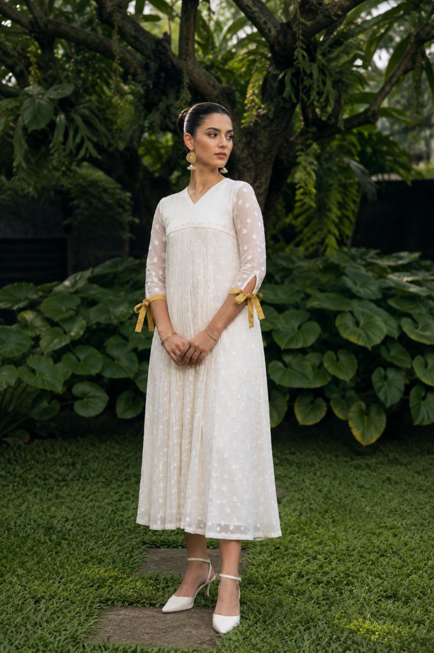 Malar Pearl